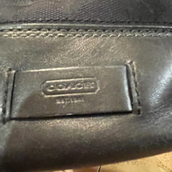 Coach Bag, Black - Picture 2 of 6